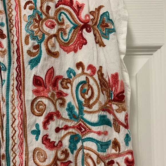 Embroidered Kimono - Picture 3 of 6